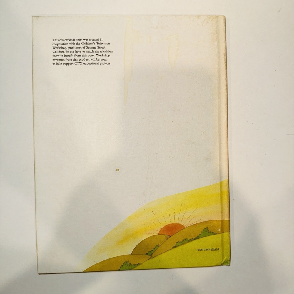 Vintage 1985 Sesame Street Book Club "The House of Seven Colors" Hardcover - Picture 2 of 5
